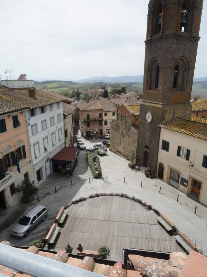 Il paradiso sopra le nuvole Peccioli Esterno foto