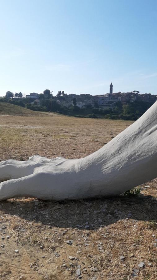 Il paradiso sopra le nuvole Peccioli Esterno foto